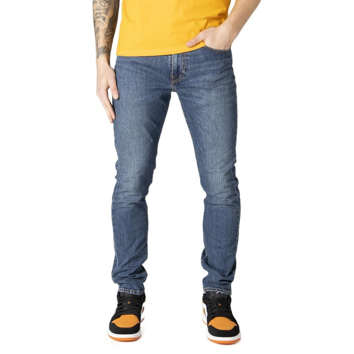 Levi`s Straight Legged Men's Jeans
