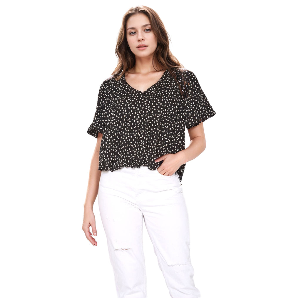 Pleione V-Neck Short Sleeve Bubble Hem Top in Black