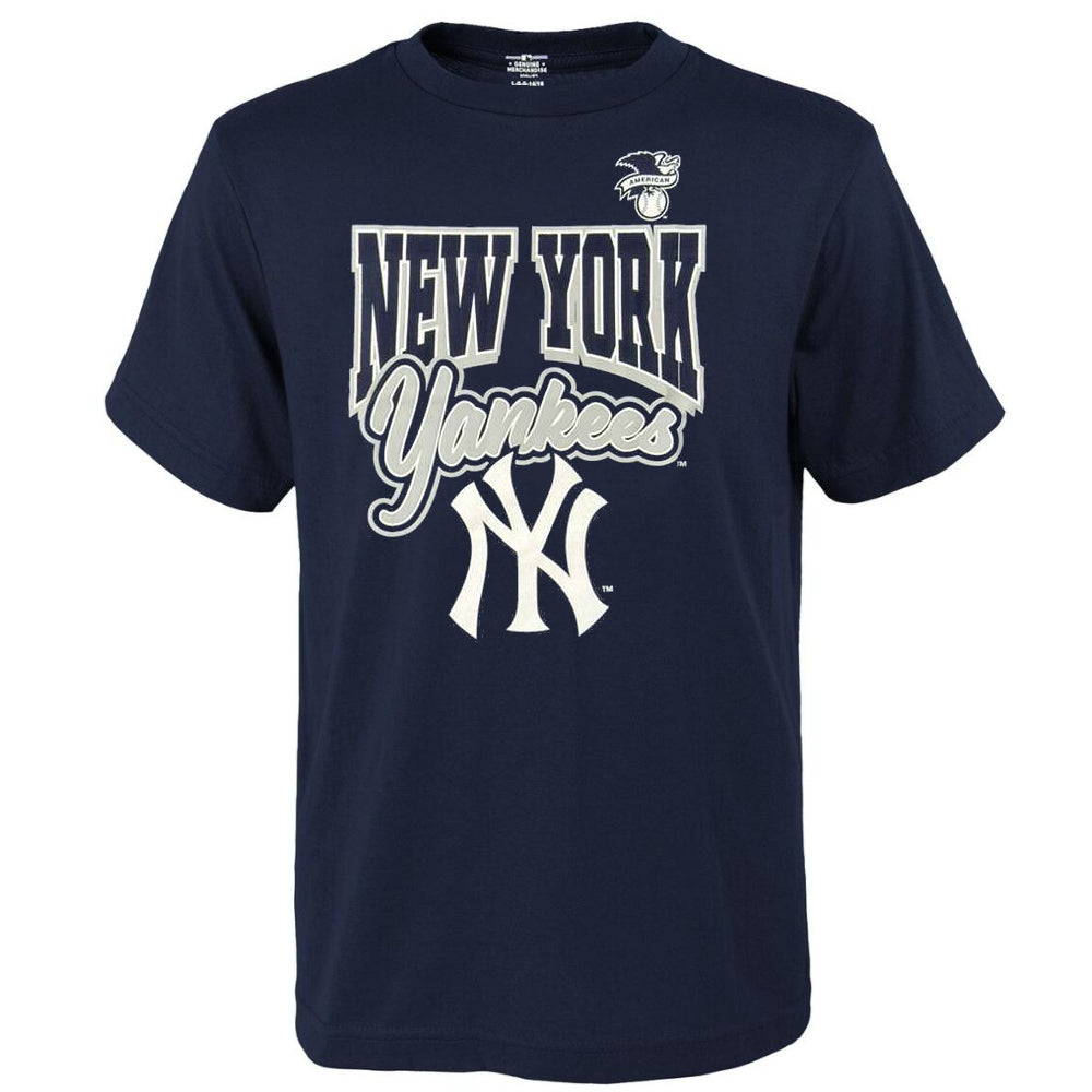 New York Yankees - MLB Hit & Run Short Sleeve Youth T-Shirt
